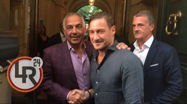 pallotta-totti-stretta-mano-2