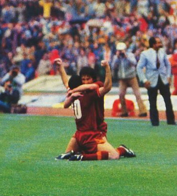 abbraccio-di-bartolomei-ancelotti-1-maggio-1983