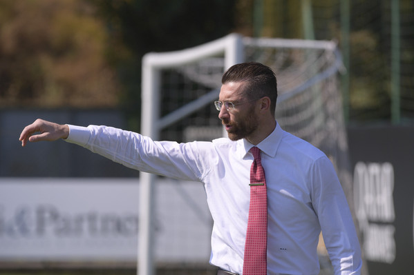 as-roma-seduta-di-allenamento-mattuttina-al-centro-sportivo-di-trigoriaas-roma-seduta-di-allenamento-mattuttina-al-centro-sportivo-di-trigoria-12