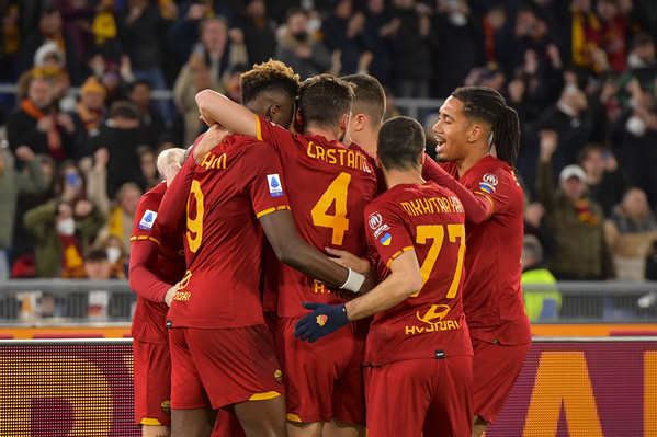 as-roma-v-atalanta-bc-serie-a-60