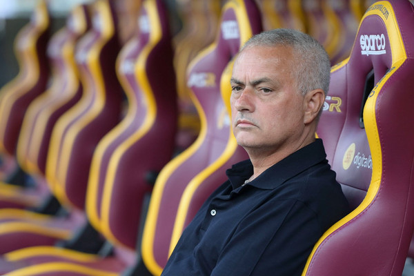 roma-shakhtar-donetsk-mourinho