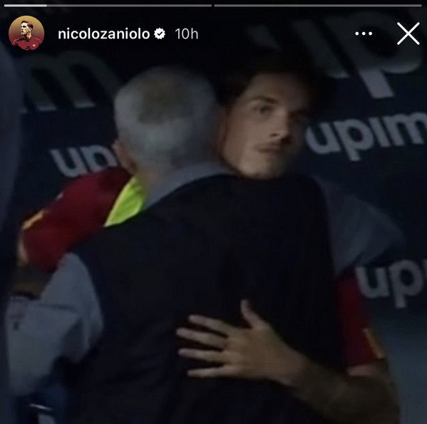 zaniolo-ig-abbraccio-mourinho-2