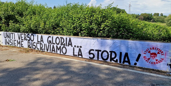 striscione-tifosi-siviglia-roma